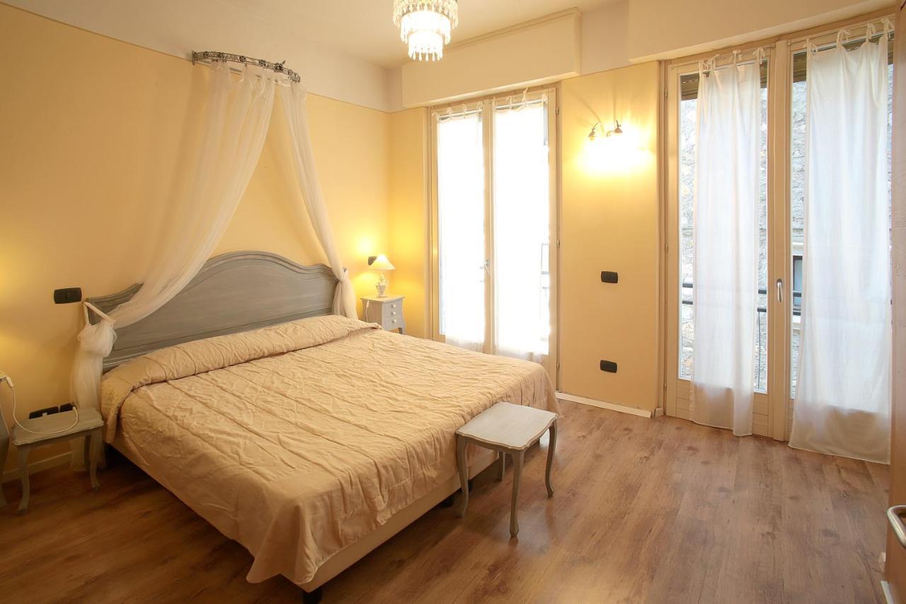 Appartamenti Piazza Umberto I ตอร์รีเดลเบนาโก ภายนอก รูปภาพ