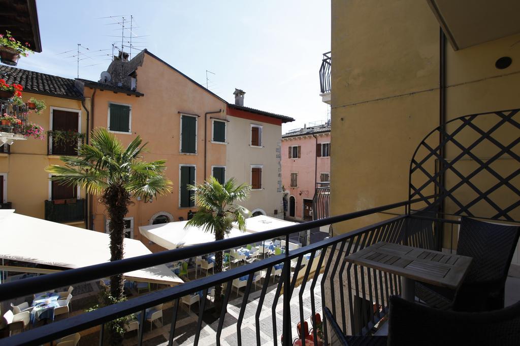 Appartamenti Piazza Umberto I ตอร์รีเดลเบนาโก ห้อง รูปภาพ
